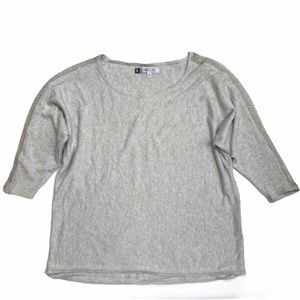 3/25 JENNIFER LOPEZ SILVER SHIMMER BATWING TOP